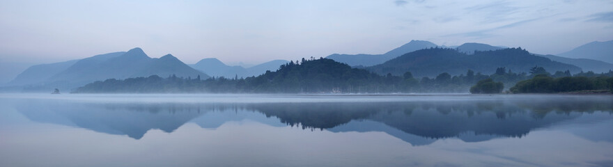我马上要去面试 重庆凯宾斯基酒店的客房部秘书 要准备些什么啊 薪酬怎么样呢