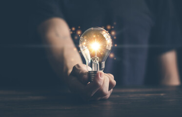 我马上要去面试 重庆凯宾斯基酒店的客房部秘书 要准备些什么啊 薪酬怎么样呢