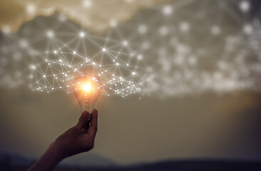 我马上要去面试 重庆凯宾斯基酒店的客房部秘书 要准备些什么啊 薪酬怎么样呢