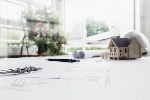 我马上要去面试 重庆凯宾斯基酒店的客房部秘书 要准备些什么啊 薪酬怎么样呢